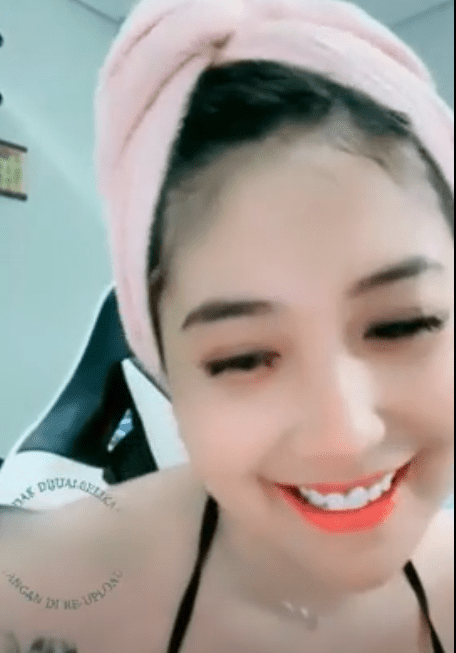 Bokep Indo Babygirl Yourbae Habis Mandi Mainin Toge