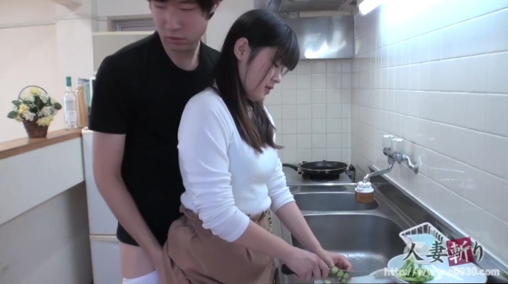 Abg Jepang Di Dapur Gak Kuat Ingin Wikwik Nyampe Becek